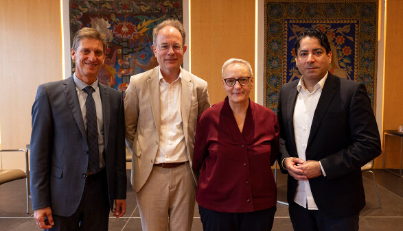 Zum Auftakt der Salzburger Disputationes  sprachen aus theologischer und religionspädagogischer Perspektive Prof. Jan-Heiner Tück (katholisch, Universität Wien), Mouhanad Khorchide (islamisch, Universität Münster) und Carola Roloff (buddhistisch, Universität Hamburg) mit „Disputationes“-Präsident Prof. Dietmar W. Winkler, Dekan der Katholisch-Theologischen Fakultät der Universität Salzburg, über Entwicklungen in den Religionen, unterschiedliche Perspektiven auf die Fragen nach Vorsehungen und der Freiheit des Menschen. 