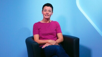 Petra im TV Studio der AK Vorarlberg
