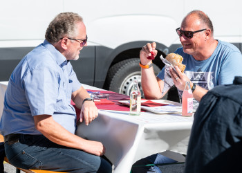Kraftwagen-Tour