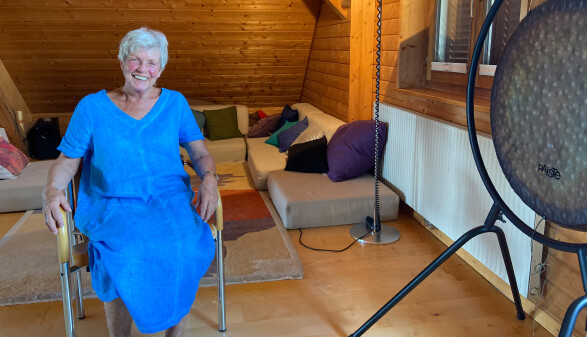 Barbara Knittel (85) staunt oft, wie abwertend Menschen ihre Berufsjahre beurteilen. „Dabei haben die Menschen Lebenszeit und Lebensenergie investiert!“ Seitens der Arbeitgeber sucht sie mitunter vergeblich nach Feingefühl. Vor allem dann, „wenn den Neo-Pensionisten gut erkennbar vermittelt wird: Eigentlich sind wir recht froh, dass wir dich loshaben.