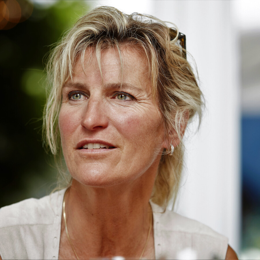 Vor 25 Jahren stand Evelyne Binsack als erste Schweizerin auf dem Dach der Welt. 