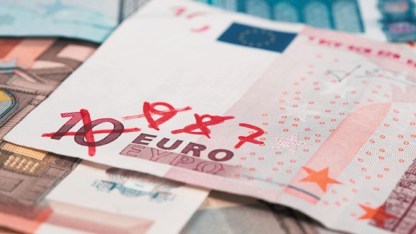 10-Euro-Note, die an Wert verliert ©  MichaelJBerlin, Adobe Stock