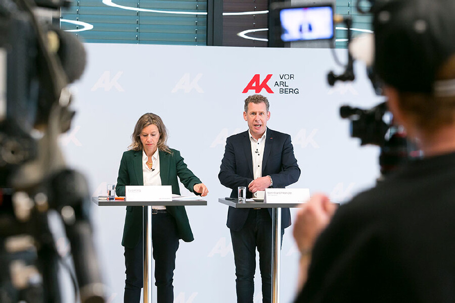 Die Vorarlberger:innen erwirtschaften den größten Kuchen, aber bekommen das kleinste Stück, kritisiert AK Präsident Bernhard Heinzle.
