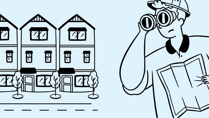 Ein stilisiertes, schwarz-wei&szlig;es Illustrationsbild zeigt links eine Reihe mehrst&ouml;ckiger Wohnh&auml;user mit B&auml;umen entlang der Stra&szlig;e und rechts eine suchende Person mit Fernglas und Stadtplan in der Hand, was die gezielte Wohnungssuche symbolisiert.