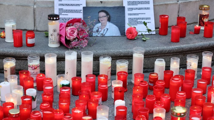 Der Suizid der Welser Ärztin Dr. Lisa-Maria Kellermayr stieß eine europaweite Debatte über Hass im Netz an. Für sie kommt der Diskurs zu spät. © KERSCHI.AT / APA / picturedesk.com