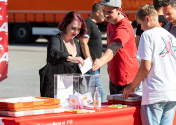 Kraftwagen-Tour