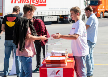 Kraftwagen-Tour