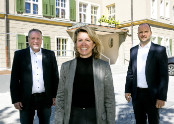 Landesrat Marco Tittler, AK-Präsident Hubert Hämmerle und Eva King, Geschäftsführerin Digital Campus Vorarlberg
