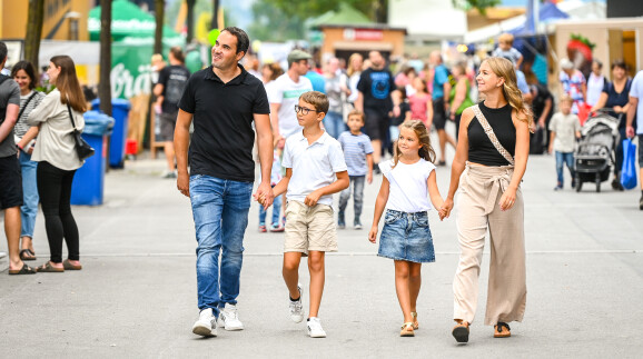 Familie auf der Messe in Dornbirn