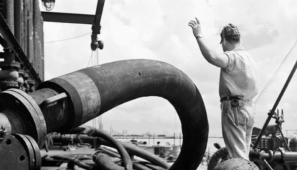 Gulf Oil Corp., Marine Dept. Dock Hose, aufgenommen 1956 im Port Arthur, Texas © DeGolyer Library, Southern Methodist University