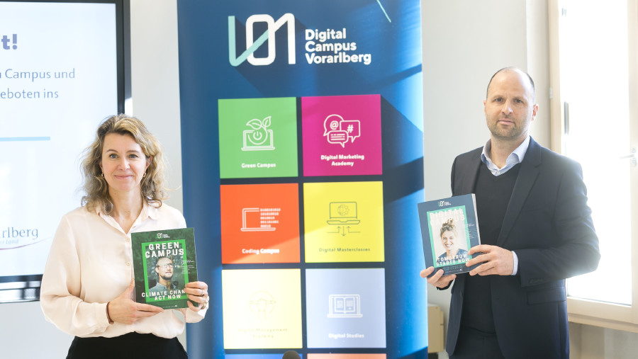 Eva King, Geschäftsführerin Digital Campus Vorarlberg, und Landesrat Marco Tittler © Dietmar Mathis