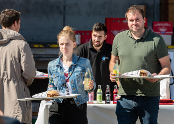 Kraftwagen-Tour