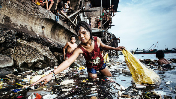 Kinderarbeit auf den Philippinen © Hartmut Schwarzbach, Argus Fotoagentur
