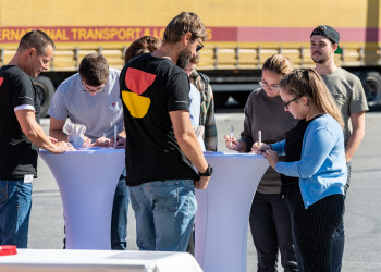 Kraftwagen-Tour