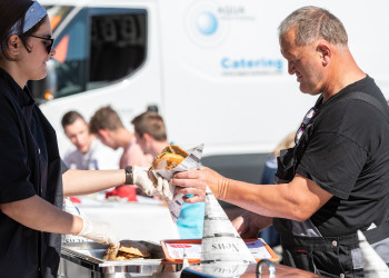 Kraftwagen-Tour