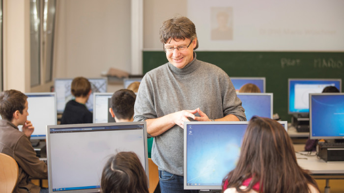 Mario Wüstner unterrichtet auch im Modul B des Digital School Bildungspakets. © AK Vbg